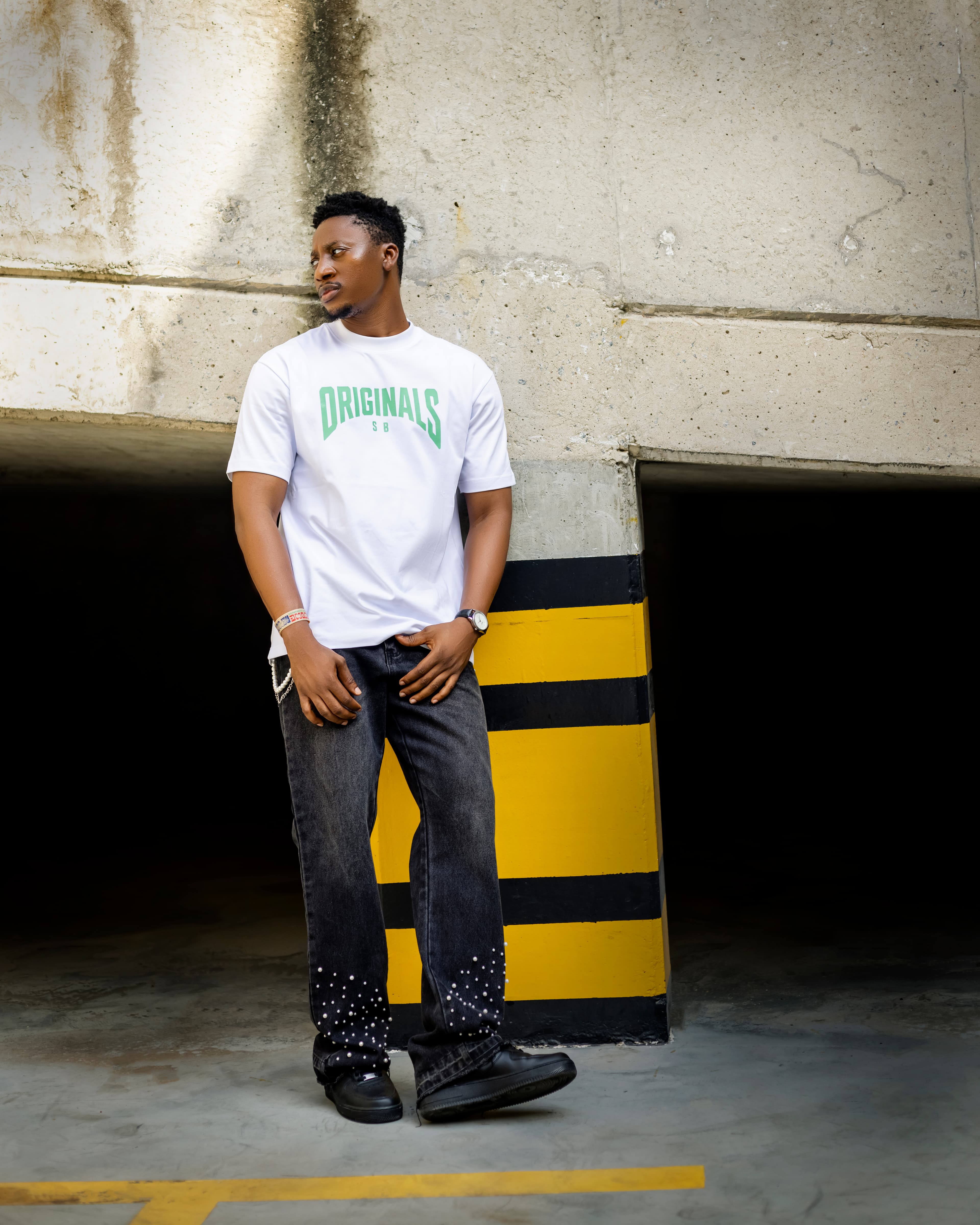 SB Originals Tee Model Close-up